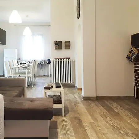 La Meridiana House 3* 蒙特伦齐奥