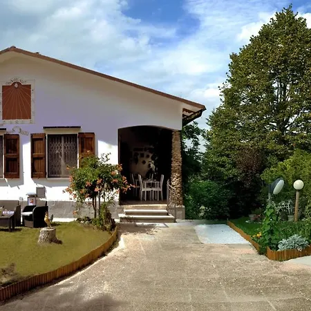 住宿加早餐酒店 La Meridiana House 蒙特伦齐奥