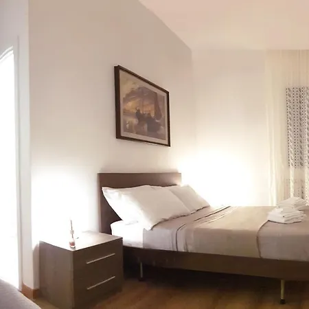 Bed & Breakfast La Meridiana House