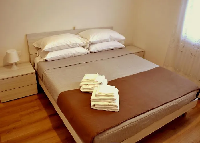 La Meridiana House Монтеренцио